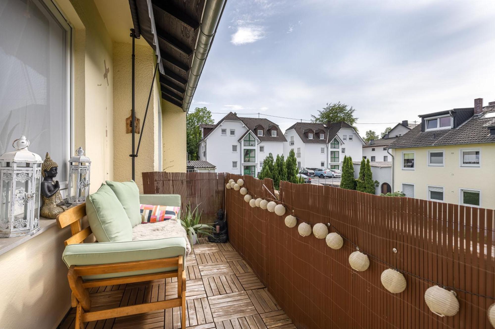 Schoenes, Modernes Apartment Mit Zwei Schlafzimmern - Zentral Mit Balkon Fuer 6 Personen Montabaur Eksteriør billede