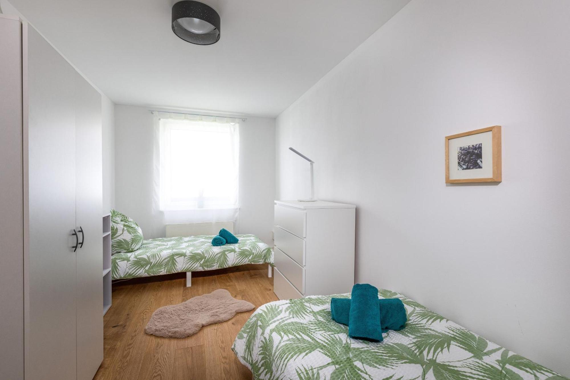 Schoenes, Modernes Apartment Mit Zwei Schlafzimmern - Zentral Mit Balkon Fuer 6 Personen Montabaur Eksteriør billede